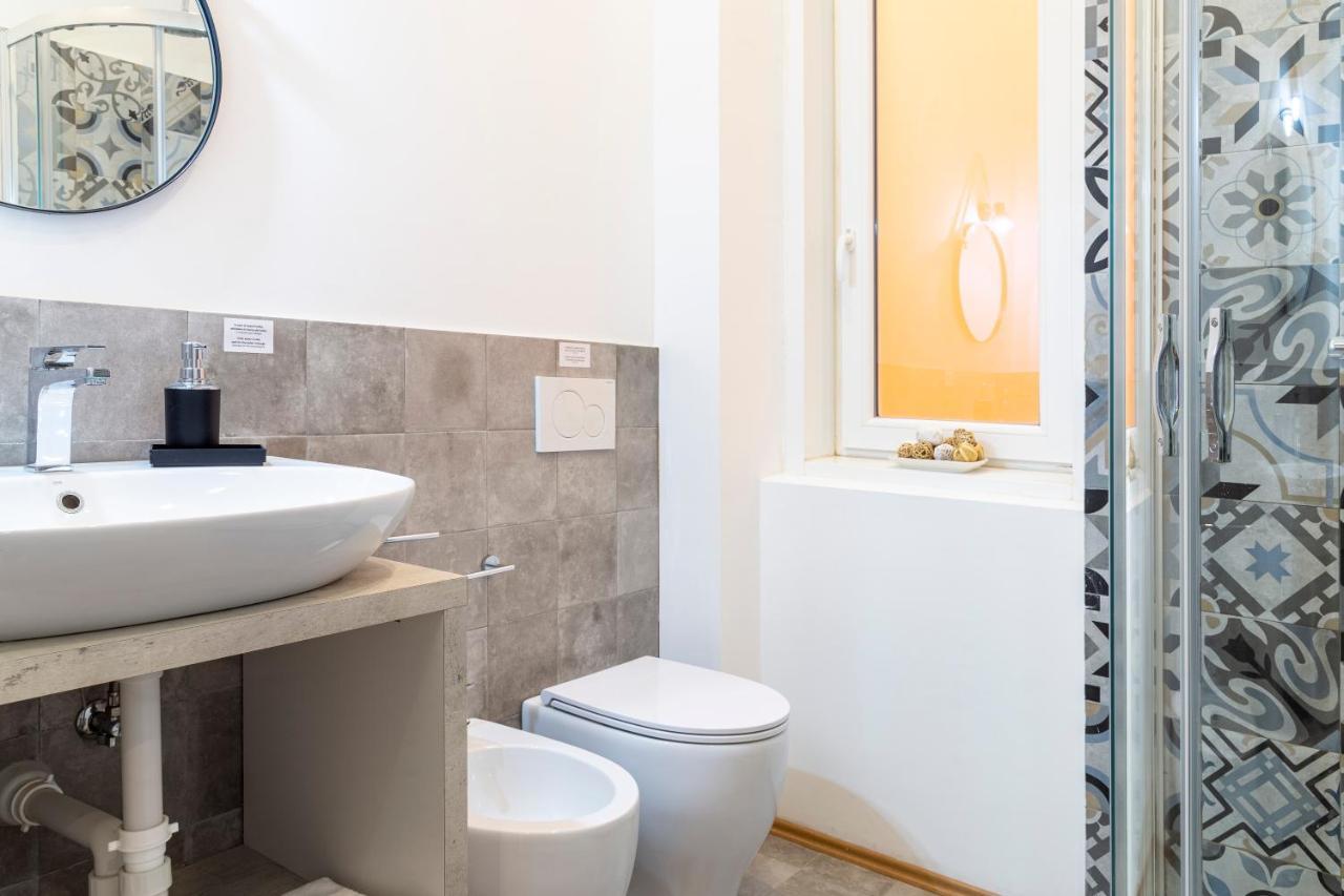 Pregiata Camera Con Bagno Privato - Blu Di Persia Триест Экстерьер фото